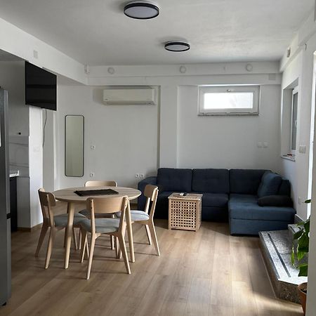 Studio Apartman Sedmica Zadar Exterior foto