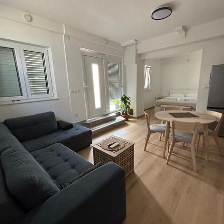 Studio Apartman Sedmica Zadar Exterior foto